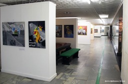 Галерея Картин Васи Ложкина на выставке в ЦДХ. Выставка Новогодняя 2015